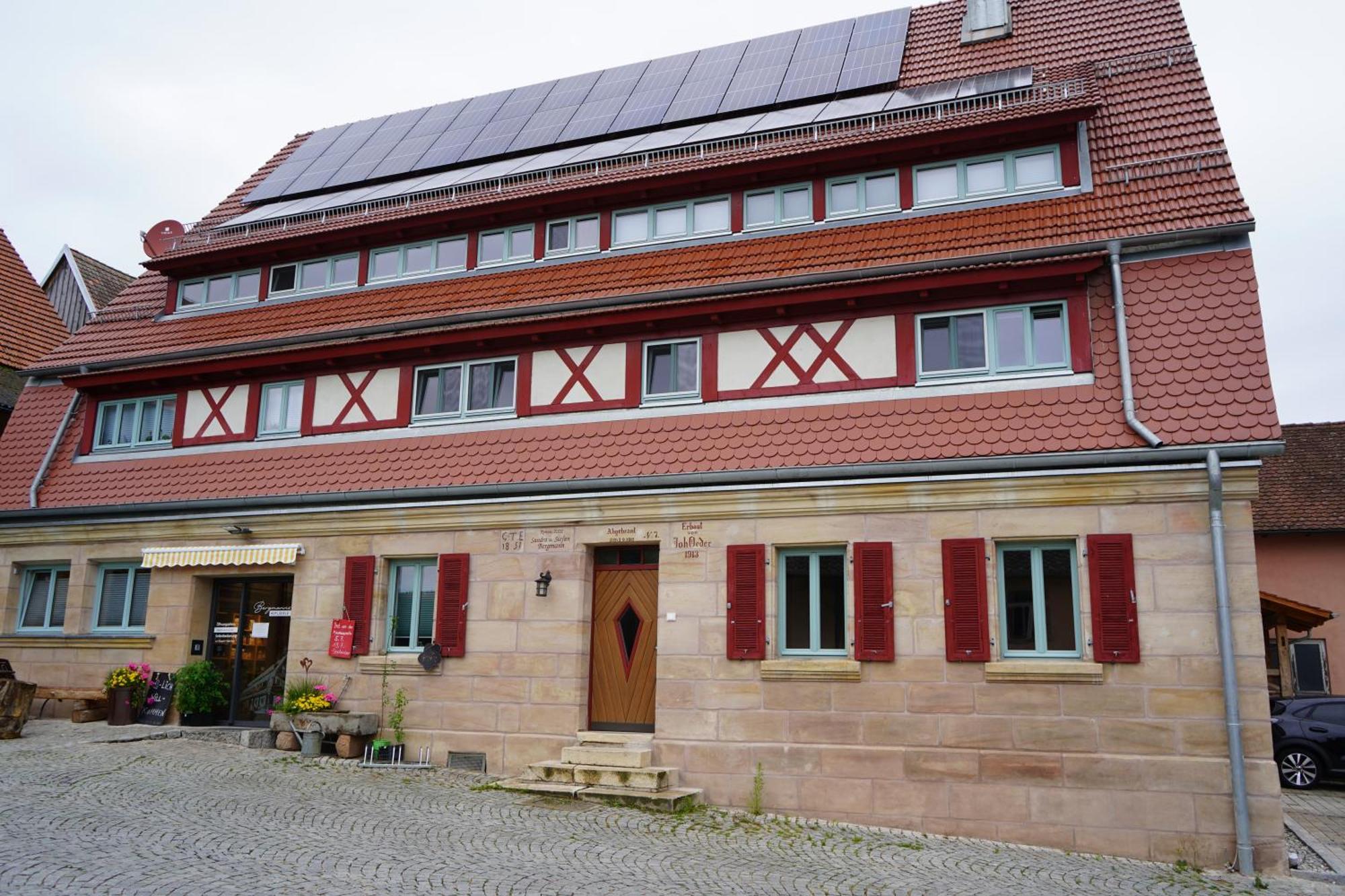Bergmann Apartment *